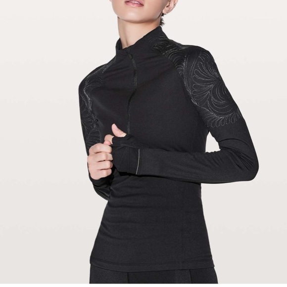 Sz4 Lululemon Toasty Tech 1/2 zip in black NWOT - Picture 2 of 15